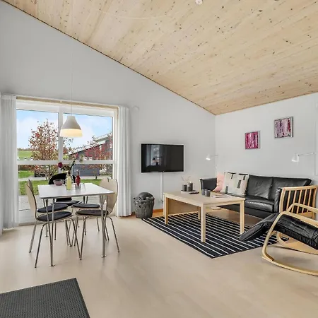 2 Bedroom Beautiful In