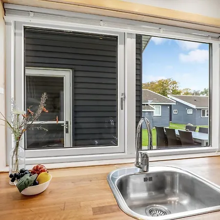 2 Bedroom Beautiful In * 구드옘