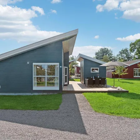 2 Bedroom Beautiful In Feriehus